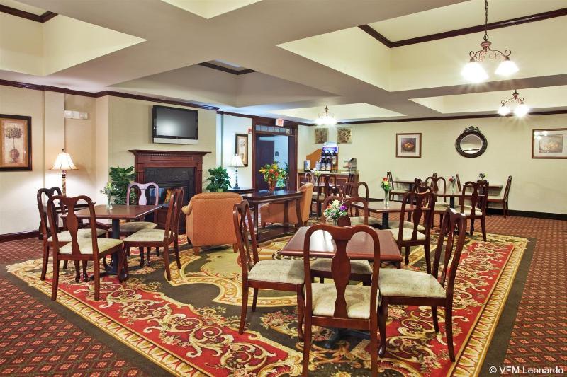 Holiday Inn Express & Suites - Commerce By Ihg Esterno foto